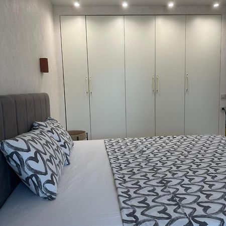 Terracotta Apartment เครเมนชุก ภายนอก รูปภาพ